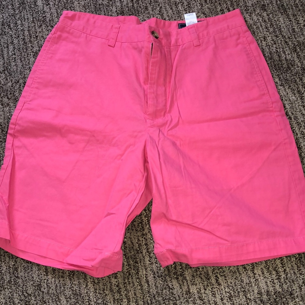 Vineyard vines shorts